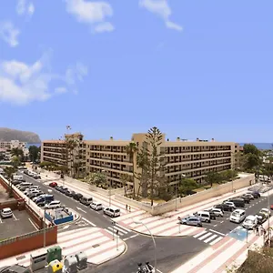 atico-cecilia-con-vistas-al-mar-en-los-cristianos.in-canary-islands.com/