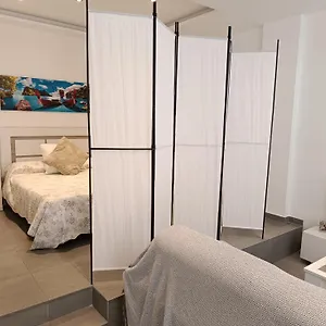 precioso-y-moderno-apartamento-de-playa.es-andalucia.com/