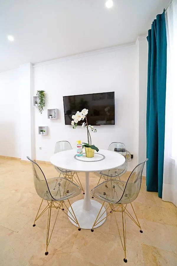 Malaga Historical Centre Luxury Apartment